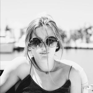 Meet your Posher, Logan